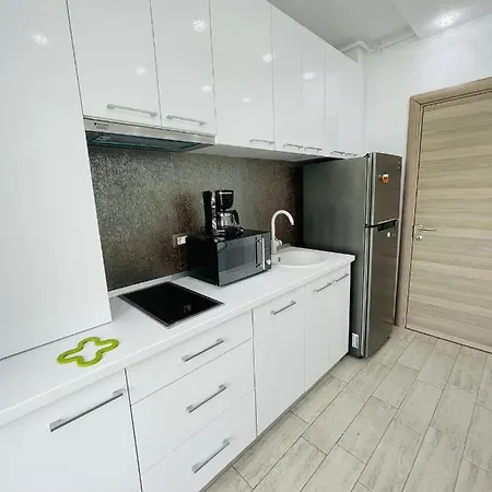 Apartament Alezzi Apartmán Năvodari